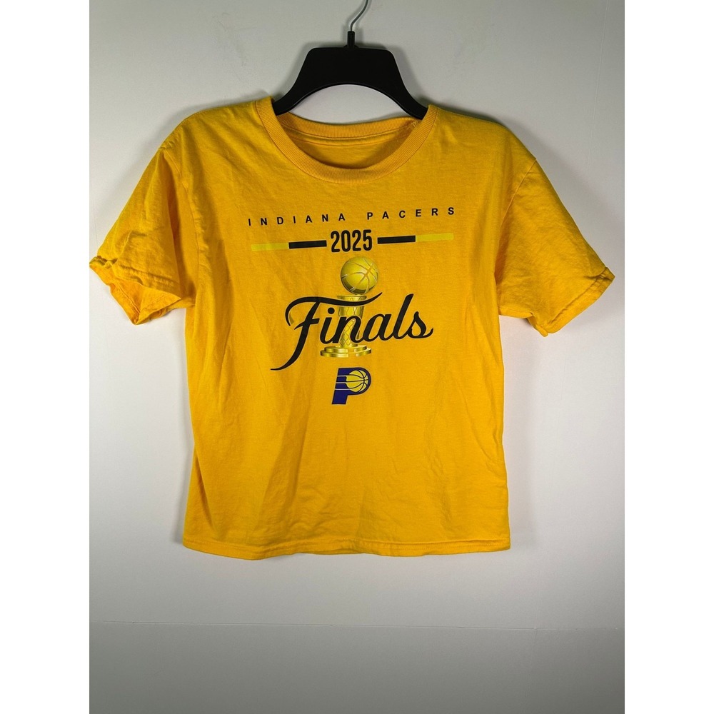 Indiana Pacers Shirt Mens S 2025 Finals Yellow Graphic NBA Tee Crew Neck Short
